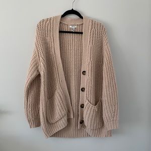 Light pink/beige knit cardigan